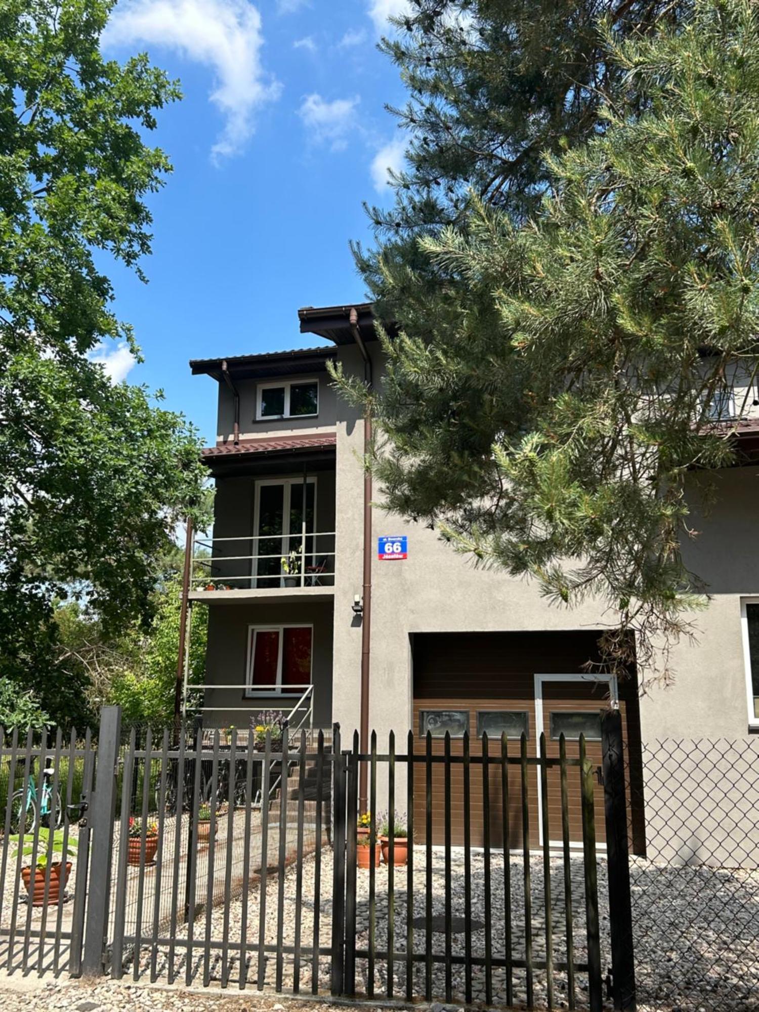 Dworska Apartment ยูเซฟูฟ ภายนอก รูปภาพ